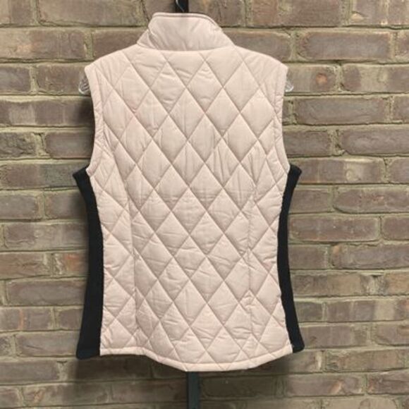 Calvin Klein Blush Puffer Vest Size Medium - Picture 3 of 7